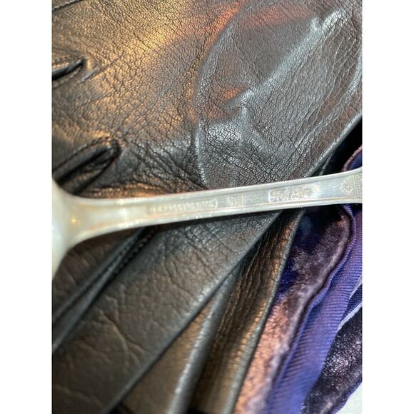 Vintage Silverplated Flatware Rogers First Love Teaspoons Set of 4 Art Deco 1937 - Picture 4 of 5